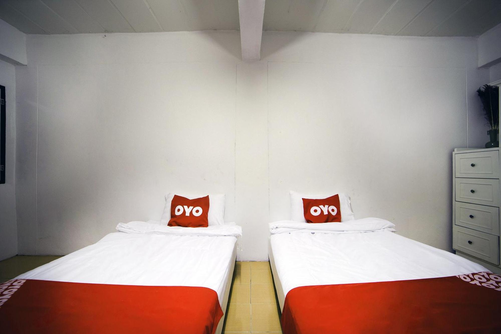 Oyo 560 Chang Hostel Suvarnabhumi Bangkok Eksteriør billede