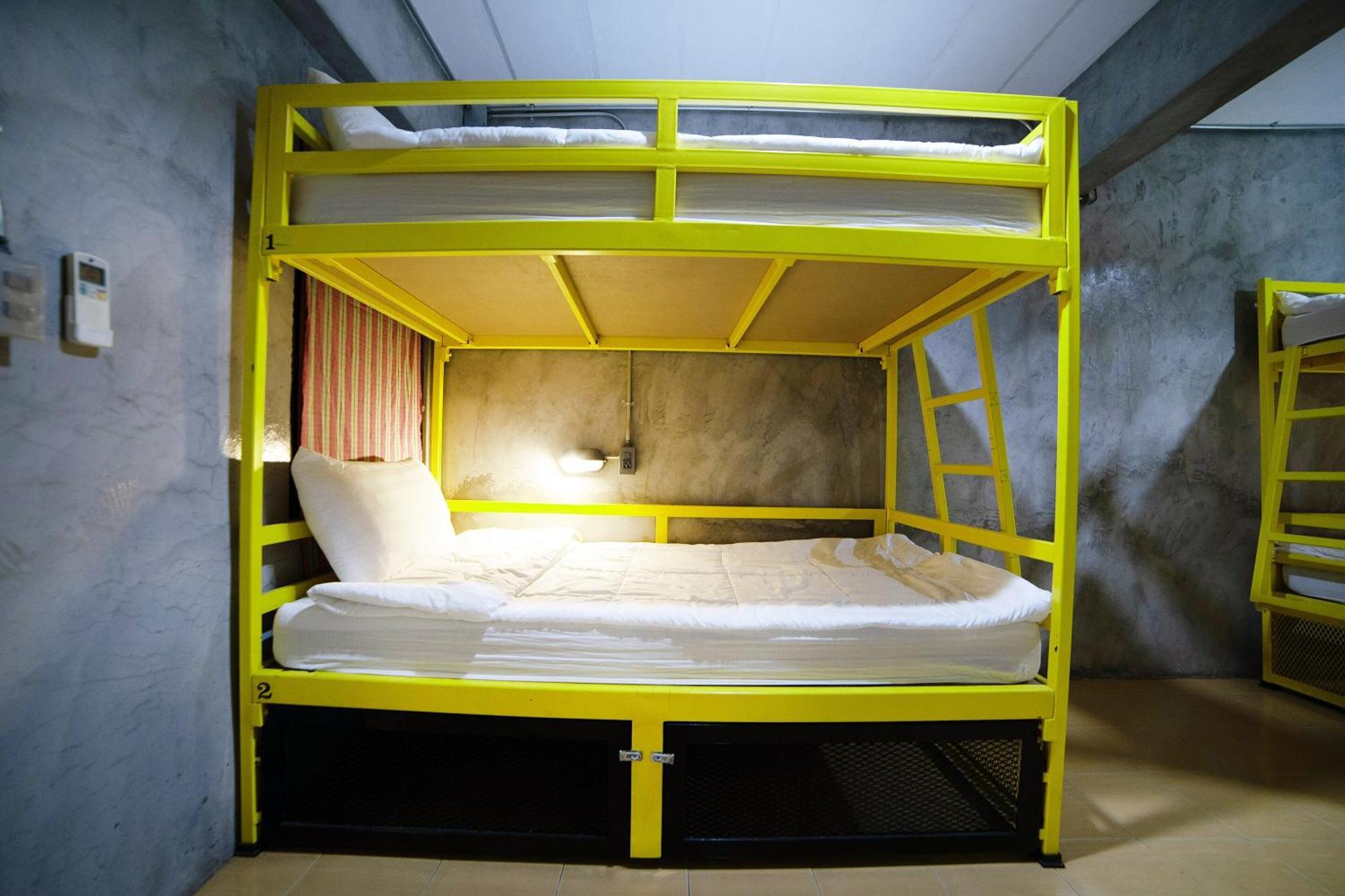 Oyo 560 Chang Hostel Suvarnabhumi Bangkok Eksteriør billede